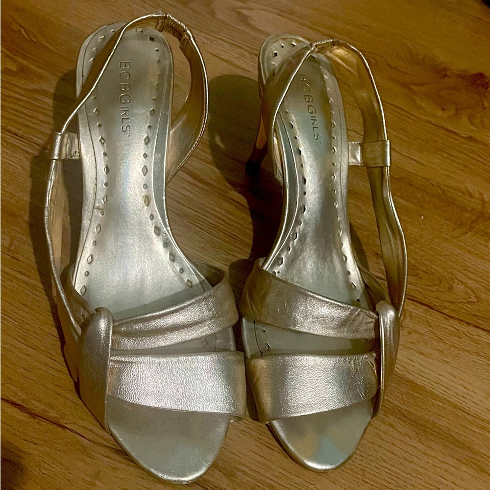 BCBG slingback heels